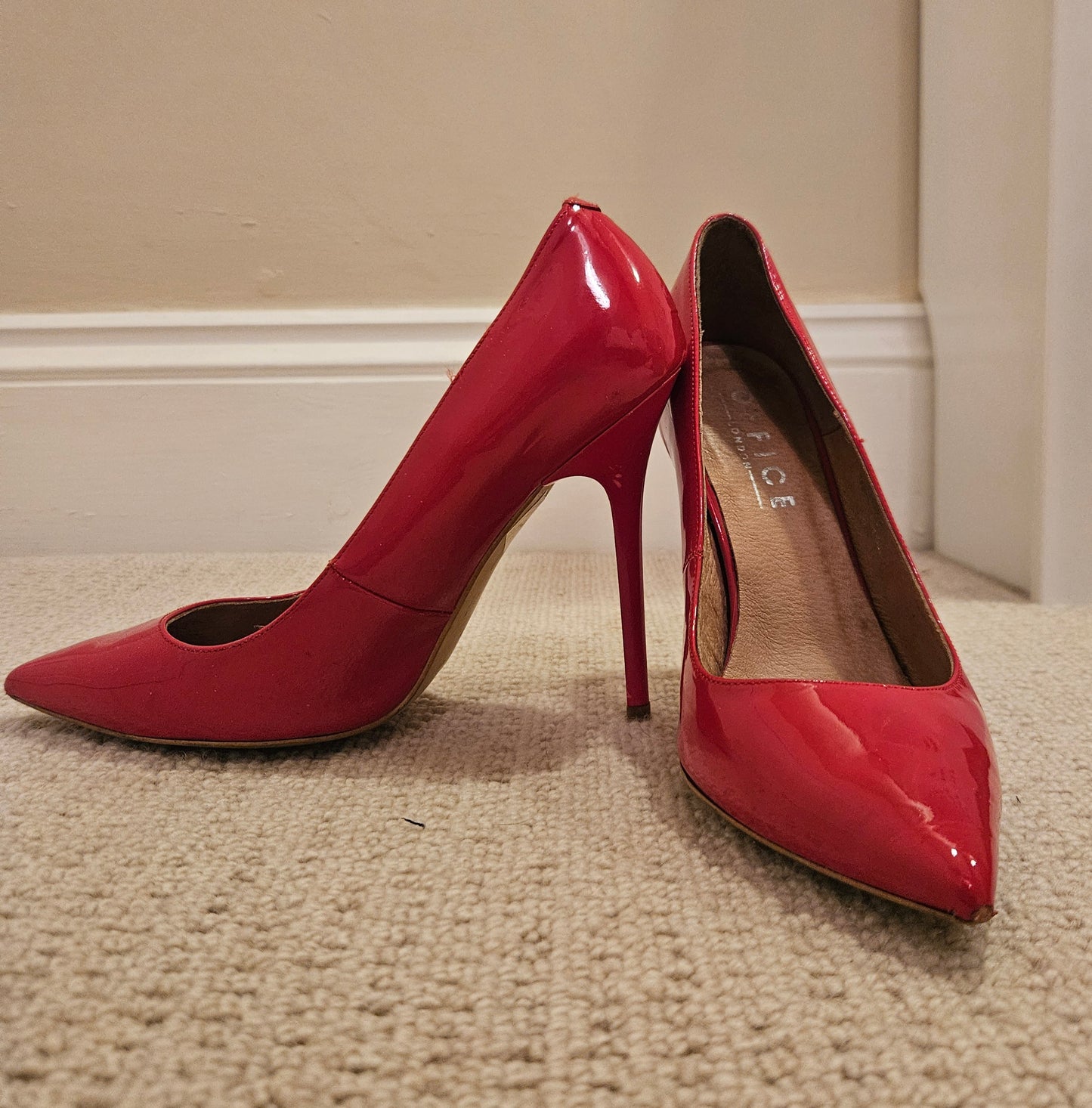 👠 Red Patent Very Well Worn Heels / UK5