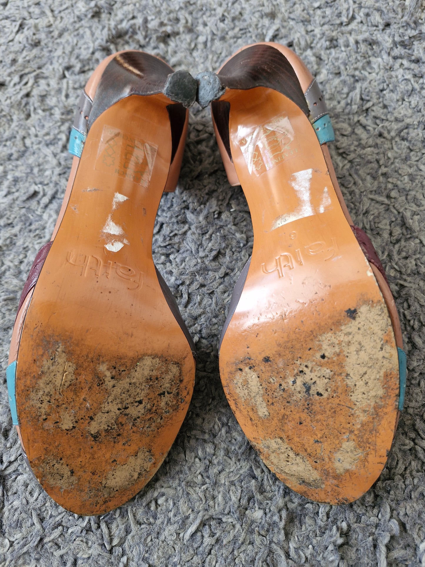 Leather Faith Cutaway Heels / Heavily Worn