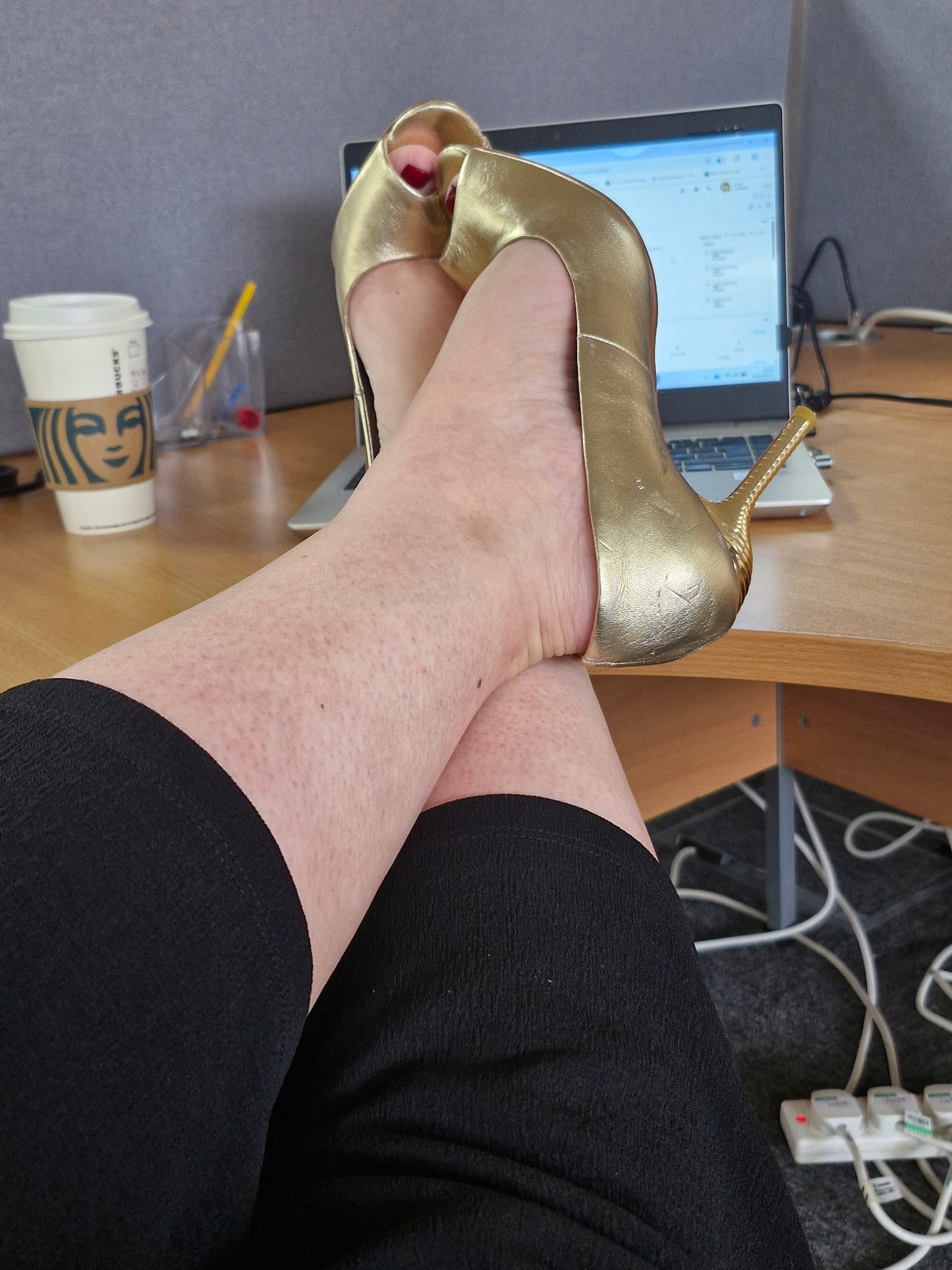 Gold Dune Heels / UK6 / Well Worn