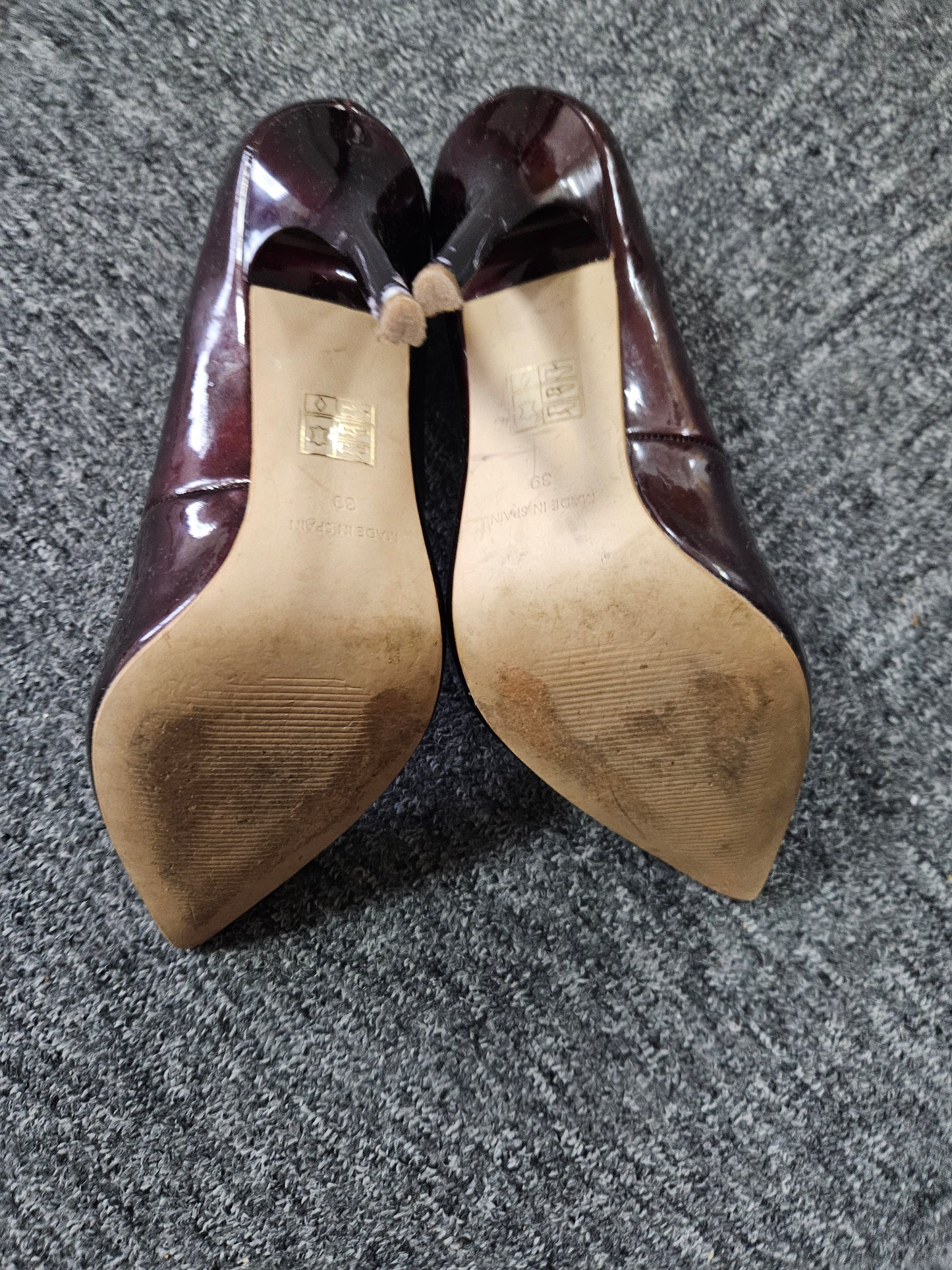 Maroon Heels / Well Worn / UK5