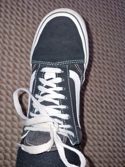 Well Worn Vans UK 5.5 / Medium Scented