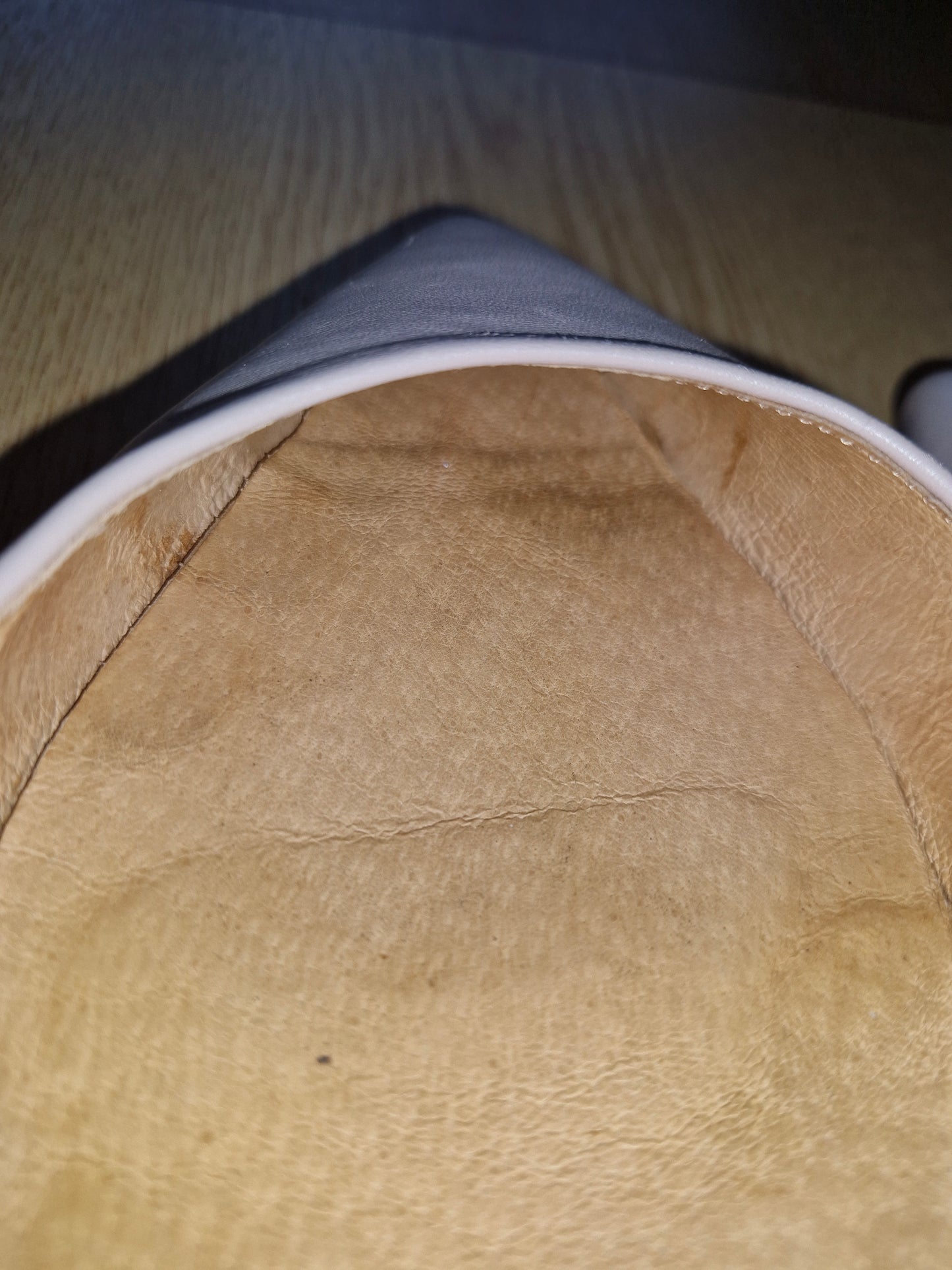 Beige cutaway heels / UK6