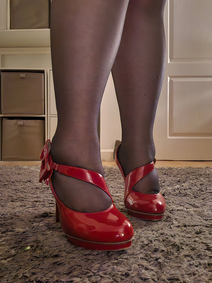 Patent Mary Jane Red Pumps / UK6