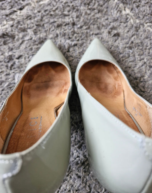 Grey Office Heels / Well Worn / UK6