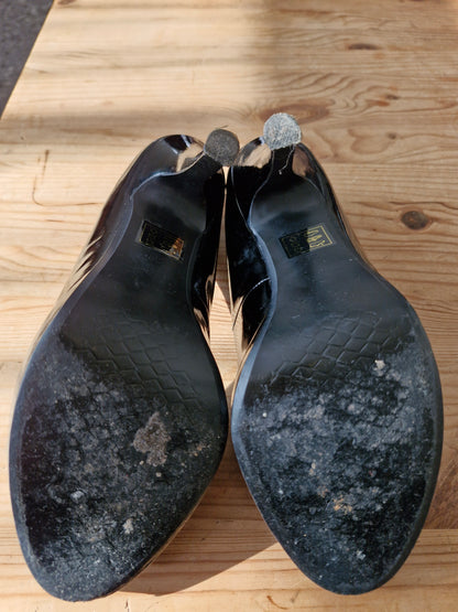 Black Well Worn Peeped Toe Heels / UK6