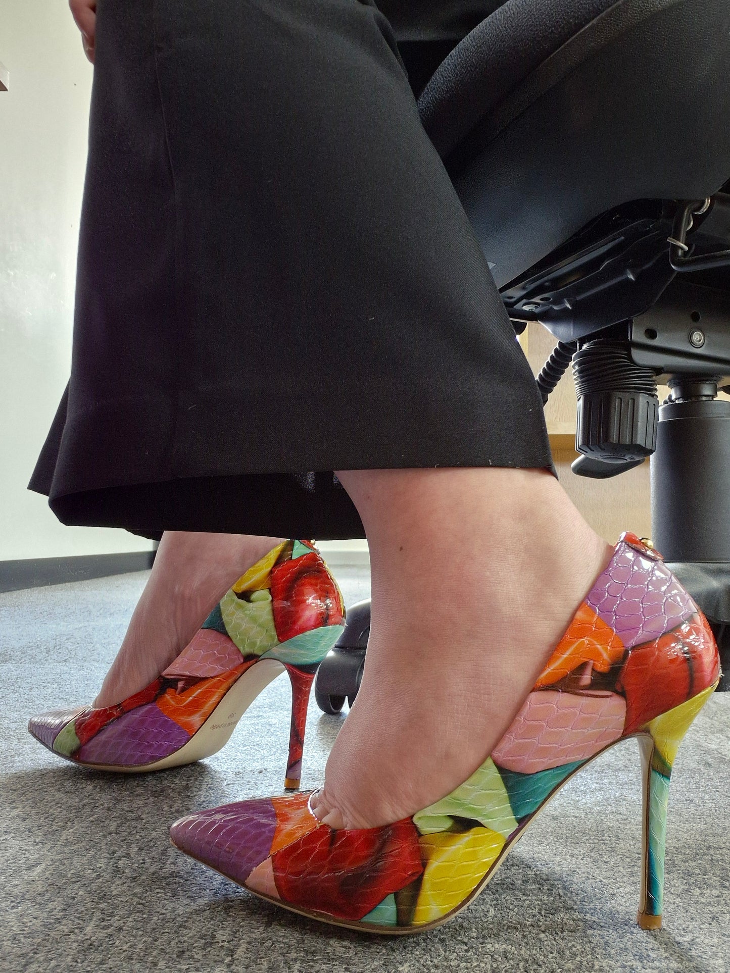Moda In Pelle rainbow heels / UK6