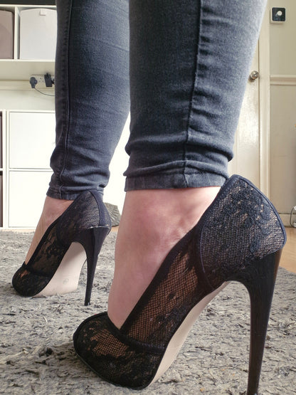 Lace peeped toes / UK6