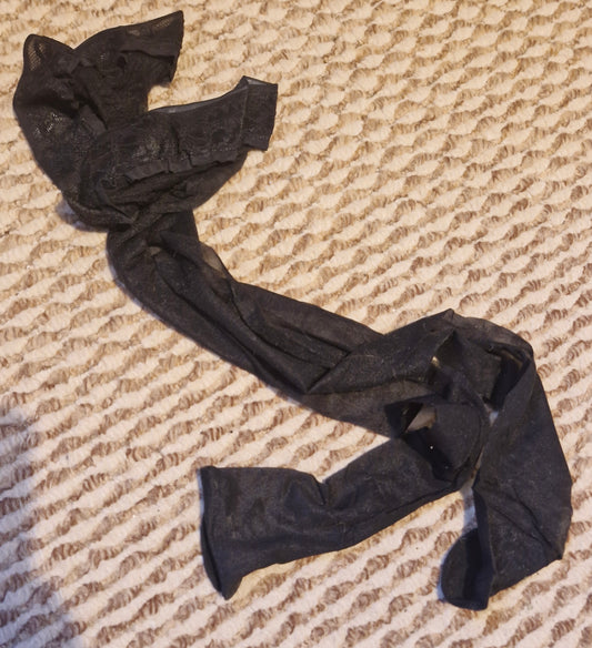 Hold Up Black Stockings / Large