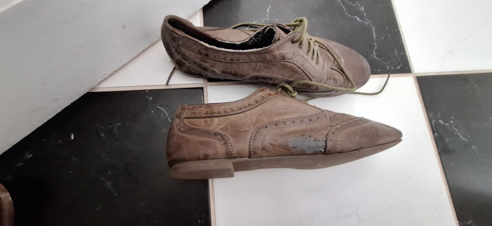 smelly heavily worn shoes