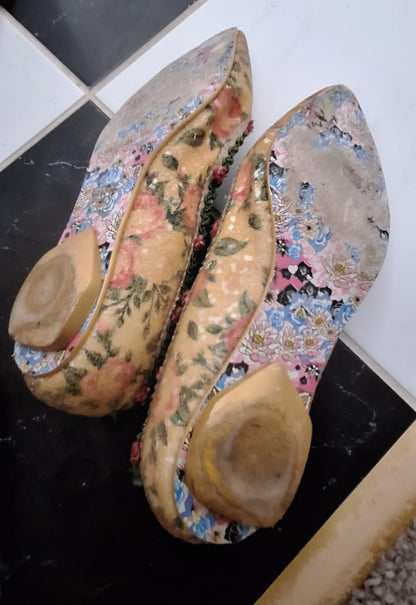 Irregular Choice Flats, UK5, Heavily worn - Medium Scent