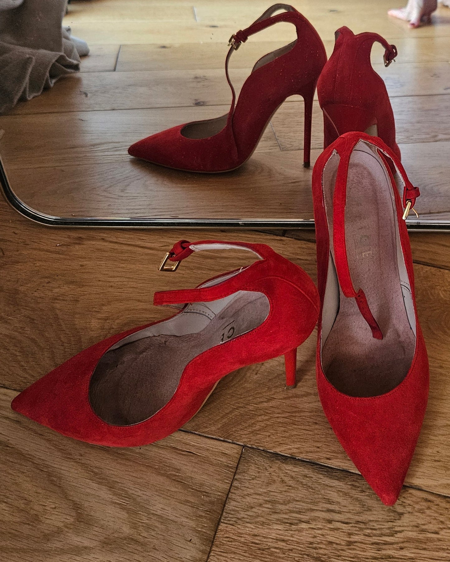 Beautiful Red Heels with Strap / UK5 / Well Worn